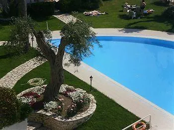 Eliana Hotel